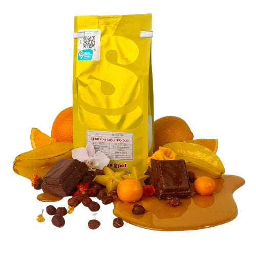 YLW - CAFÉ EM GRÃOS 250g - Chocolate ao Leite, Avelã, Mel, Frutas Amarelas (Carambola), Floral